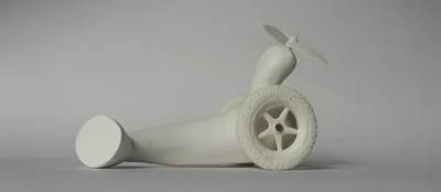 sculptuur 15, object in gips, kunststof,